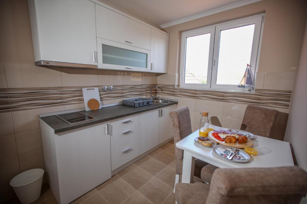 Dunavski Cvet Banatska Palanka Extérieur photo